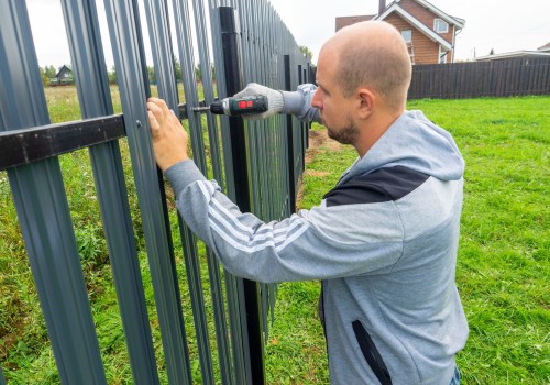 Reducing Errors and Delays: How Fence Contractor Software Can Boost Efficiency